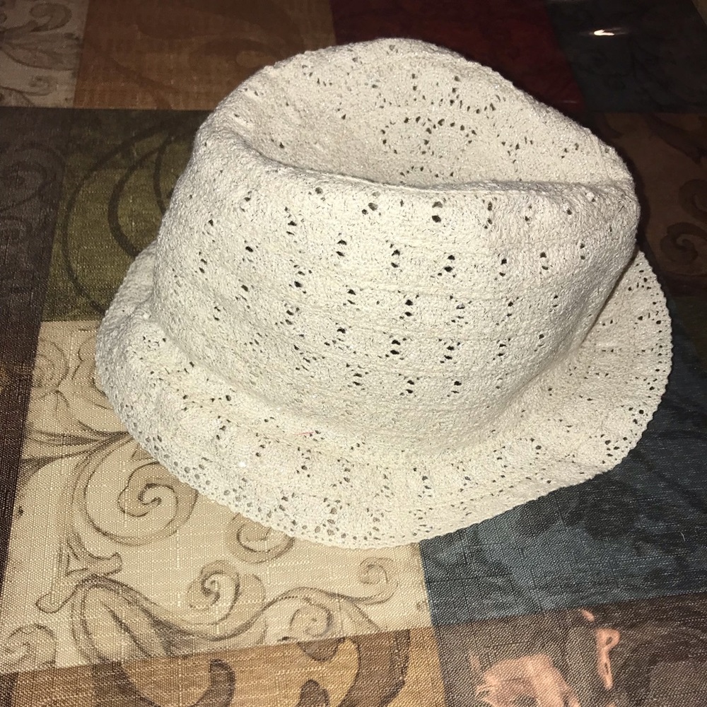 Baby Gap White Lace Sparkle Hat NWT